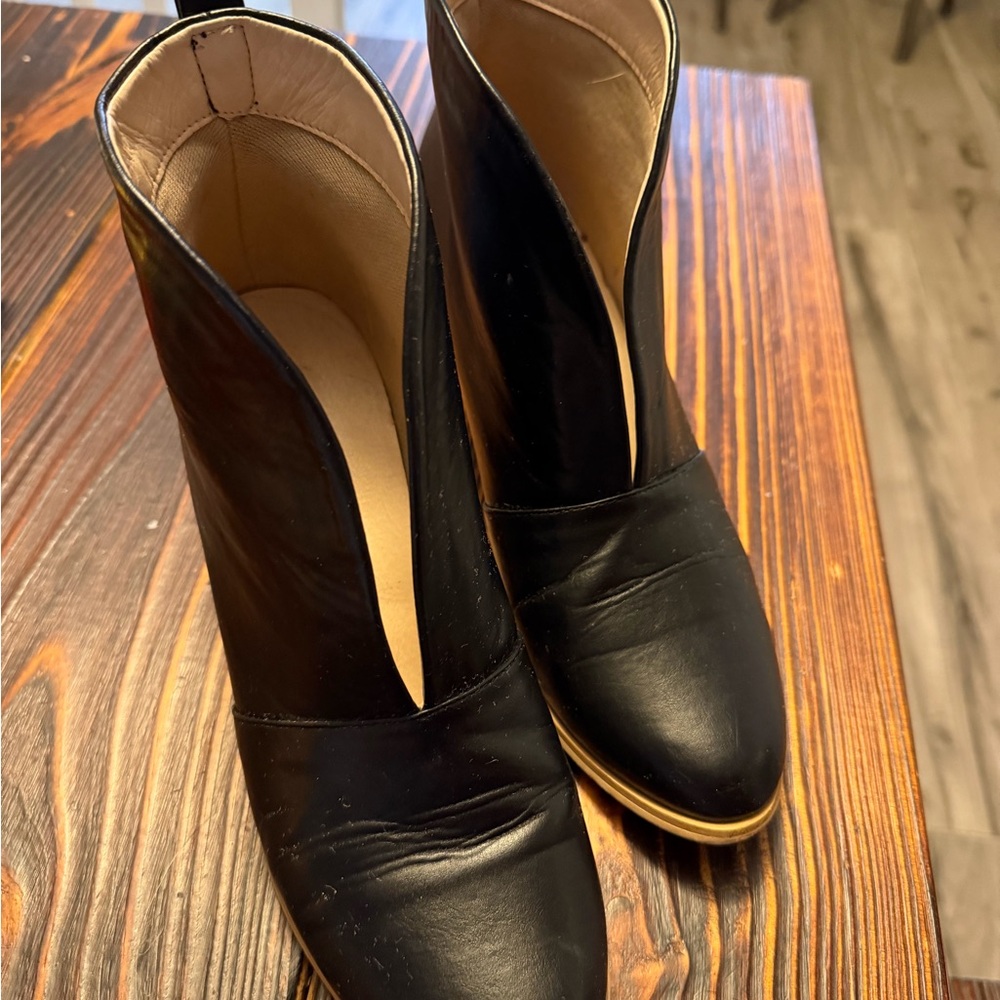 Elegant Black Leather Ankle Boots